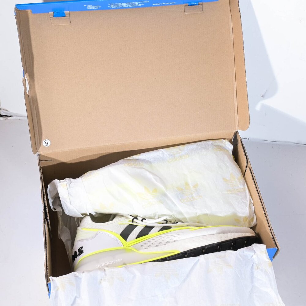 Adidas GY2630 ZX 2K Boost Shoes in White - 11 - Picture 8 of 10